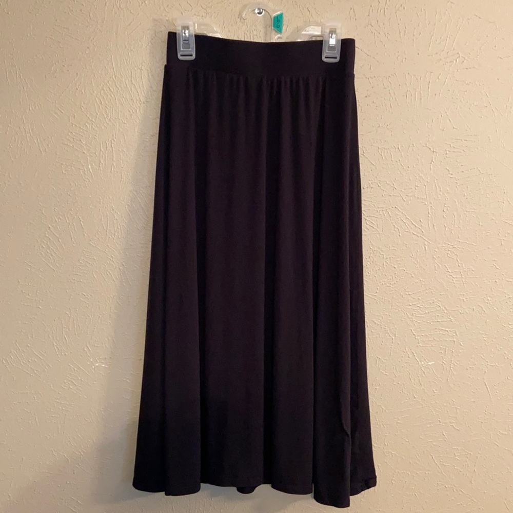 Cat & Jack soft Black Skirt size 7/8
